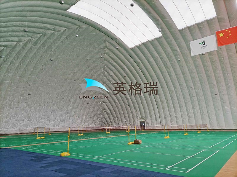 在建筑中廣泛使用的膜材料有什么特性？